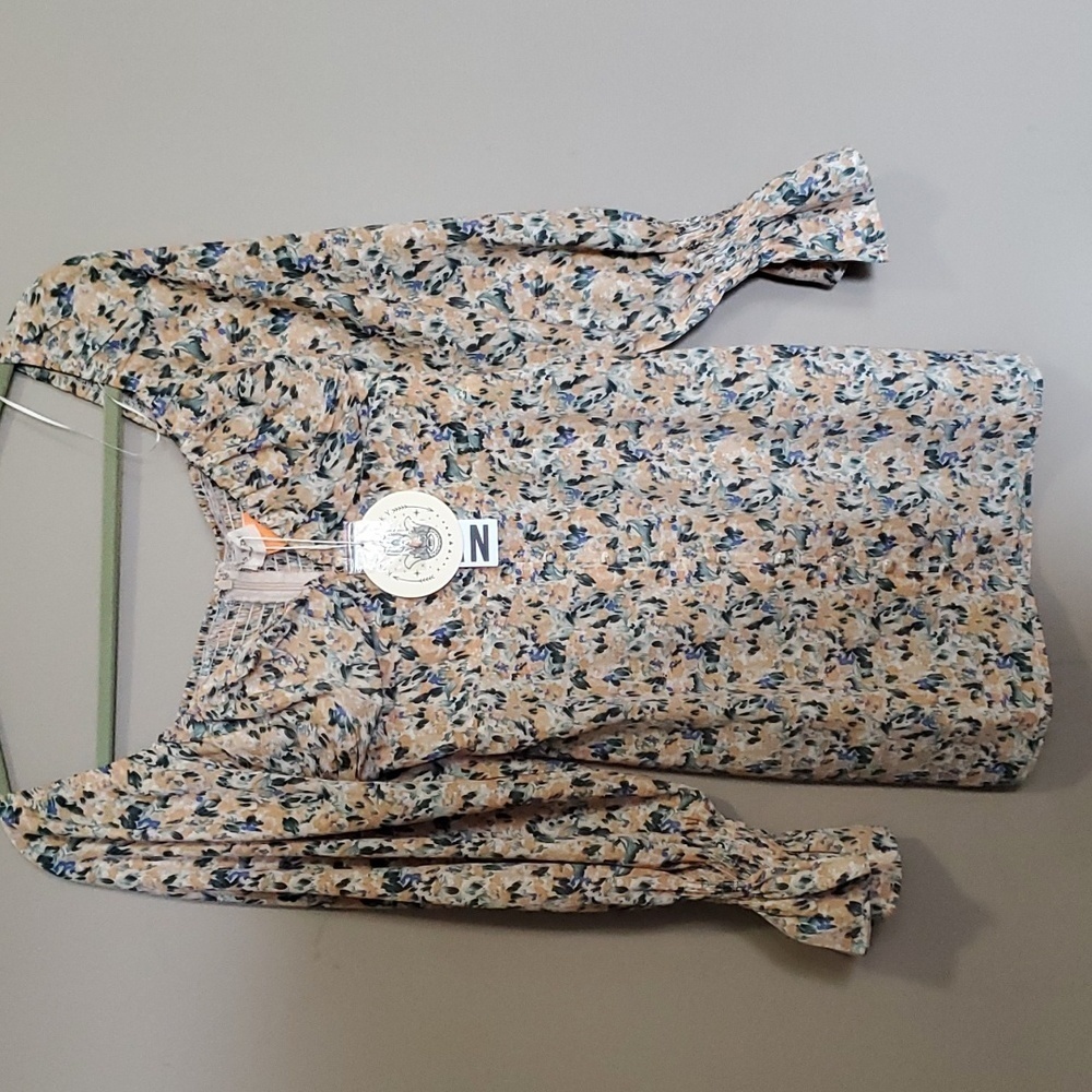 Kiss the sky dress size small